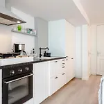 Summer House 아파트 잔드보르트