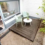아파트 Summer House *