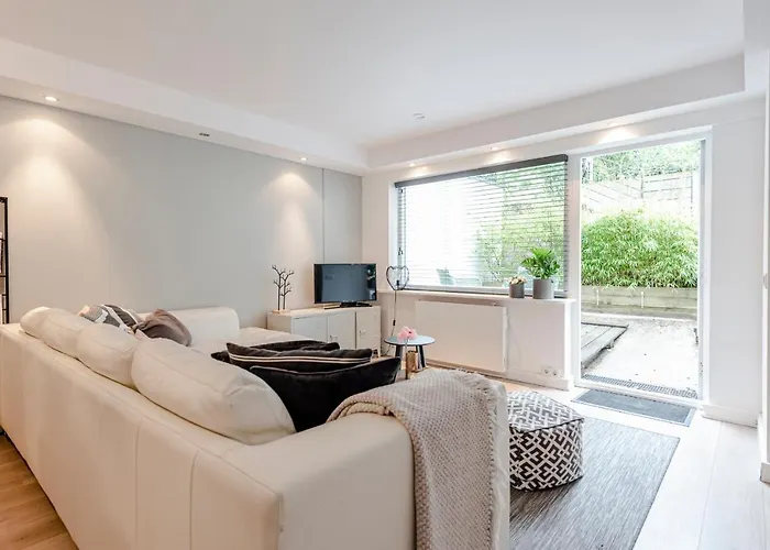 아파트 Summer House *